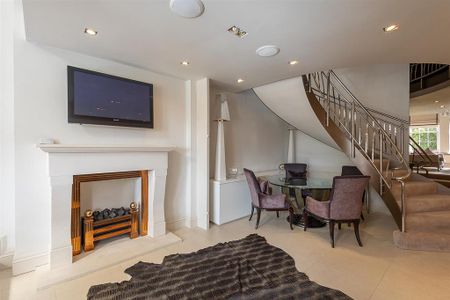 3 bedroom penthouse to rent - Photo 3