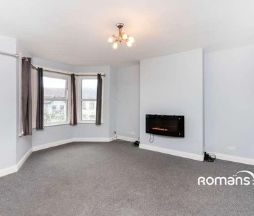 York Road, Aldershot, Hampshire, GU11 - Photo 2