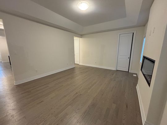 For Lease - 13 Ballantyne Boulevard, Vaughan, Ontario - Photo 1