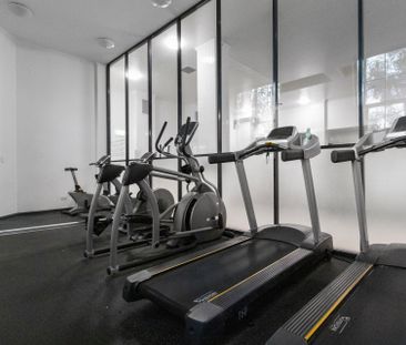 Fully Furnished with Huge Terrace - Photo 5