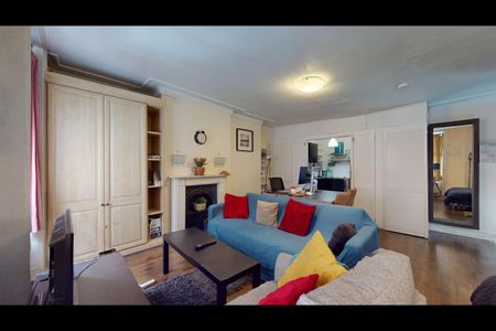 Studio Flat, Craven Street, WC2N - Photo 3