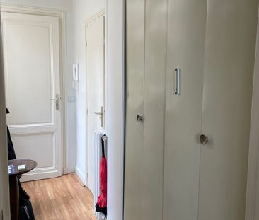 Location Appartement 2 pièces 47m² - Photo 3