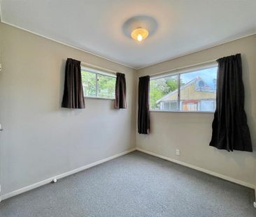 3 Bedroom Unit in Kingston - Photo 3