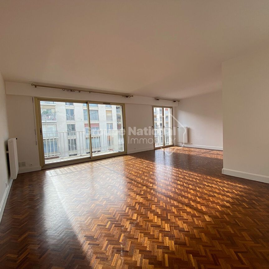 Versailles Grand Siècle - 5 pièces 116 m² balcon + parking, - Photo 1