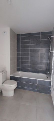 Location Appartement 2 pièces 42m² EPONE 78680 - Photo 3