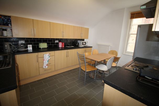 1 Bed Student Accommodation - Photo 1