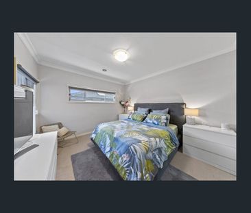 Convenience on Charles St - Photo 5