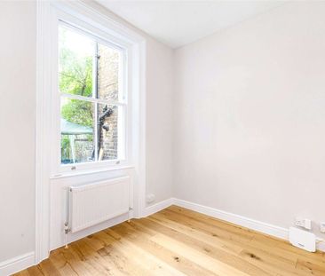 A ground floor studio apartment conveniently located for Marylebone... - Photo 1