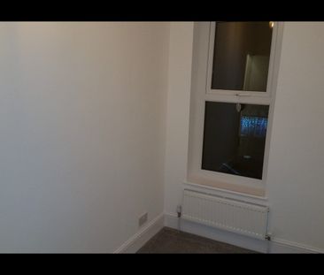 3 Bed Terraced House, Zoar Street, LS27 - Photo 2