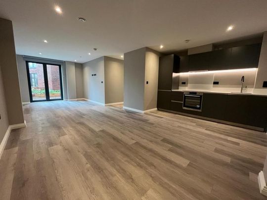 3 bedroom apartment to rent - Photo 1