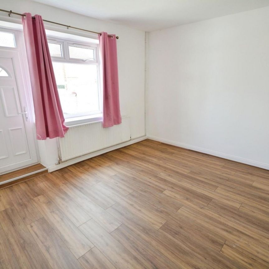 2 bedroom House To Let - Photo 1