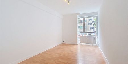 Appartement te huur in Etterbeek voor € 1.400 met 2 slaapkamers - Foto 5