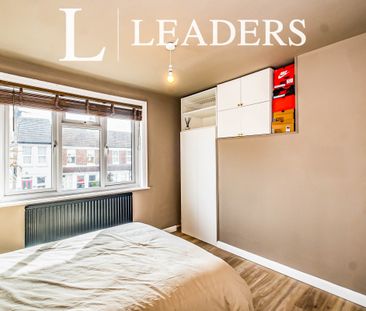 2 bedroom mid-terrace to rent Lanfranc Road - Photo 6