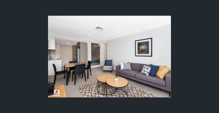 FULLY FURNISHED 1B 1B - MILTON PRECINCT - Photo 3