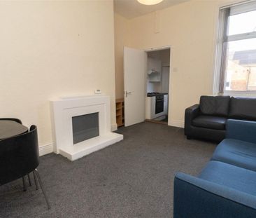 2 Bedroom Apartment - Photo 6