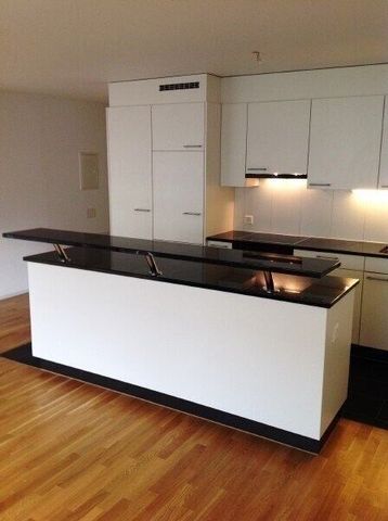 All accessible on foot - Photo 4