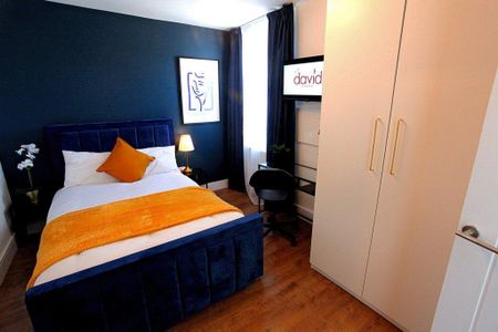 Property to rent - Photo 2