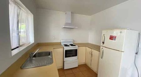 Two Bedroom Unit - Hamilton Central - Photo 3