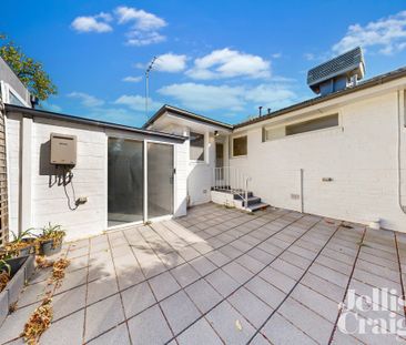 1/6 Mountain Grove, Kew - Photo 5