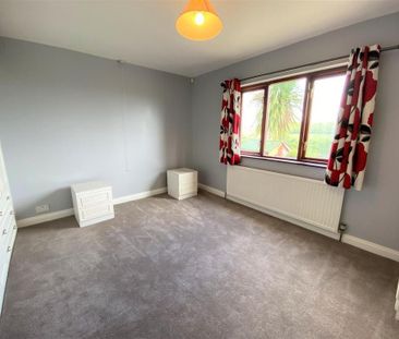 2 bedroom detached house to rent - Photo 4