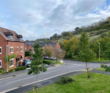 A spacious four bedroom home in this sought after development in Ma... - Photo 3