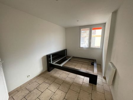 Apartment - Photo 2