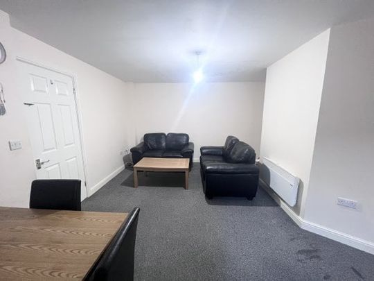 Kingswood House, Nottingham, NG5 - Photo 1