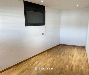 Dúplex de alquiler en Carrer Mare de Déu de la Mercè, Tiana - Photo 4