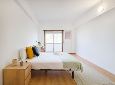 Alameda das Linhas de Torres, Lisbon, Lisbon 1750-248 - Photo 3