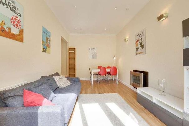 St. Pauls View Apts, Amwell Street, London, EC1R - Photo 1