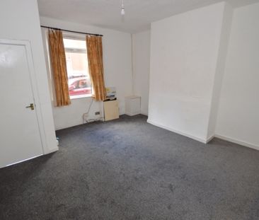 2 Bedroom Terraced House - Photo 4