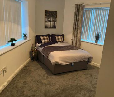 1 bedroom in a house share to rent - Photo 2