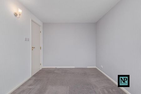 2 bedroom maisonette to rent - Photo 4