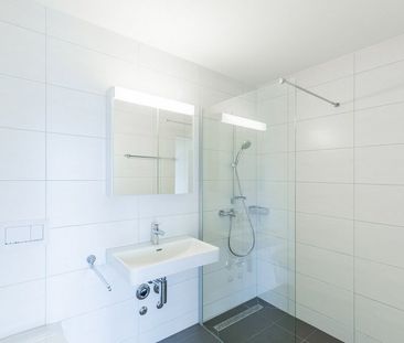 MIETEN OHNE MIETKAUTION - 3.5 Zimmerwohnung mit Sicht auf das Schloss - Photo 4