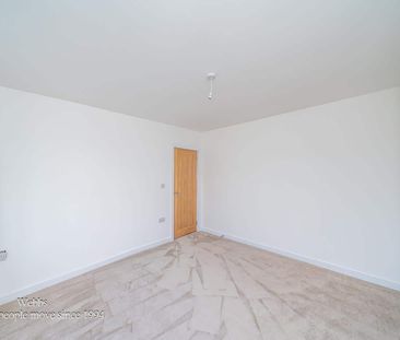 Stoney Lane, Bloxwich, Walsall - Photo 5