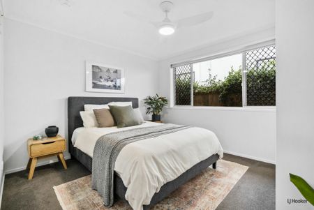 TWO BEDROOM FURNISHED COASTAL DUPLEX - Photo 4