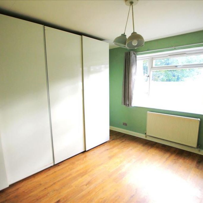 1 bedroom property to rent - Photo 1