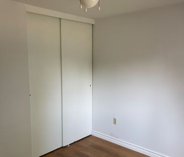 For Lease - 450 Bristol Crescent Unit# 6, Oshawa, Ontario - Photo 5