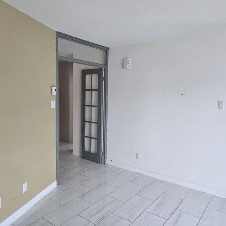 Beau 5 1/2 à louer rue Laflamme Trois-Rivieres - Photo 3
