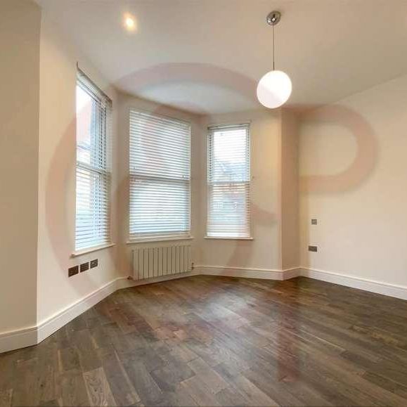 Lammas Park Road, Ealing, W5 - Photo 1