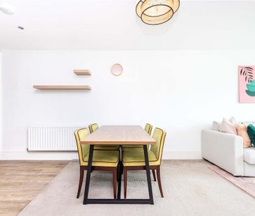 2 bedroom flat to rent - Photo 4