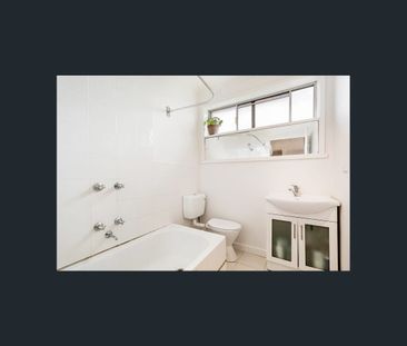 PEACE AND QUIET IN A LIVELY LOCATION - Photo 3