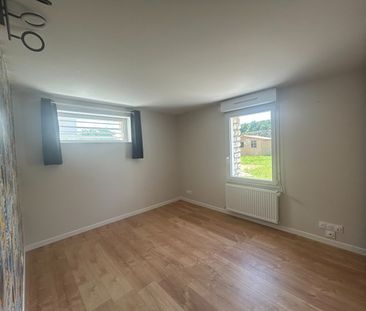 Location Maison 6 pièces 150m² - Photo 2