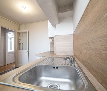 Location Appartement 3 pièces 70m² SOTTEVILLE LES ROUEN 76300 - Photo 6