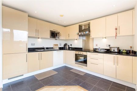 3 bedroom apartment to rent - Photo 5