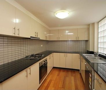 Parramatta - Photo 3