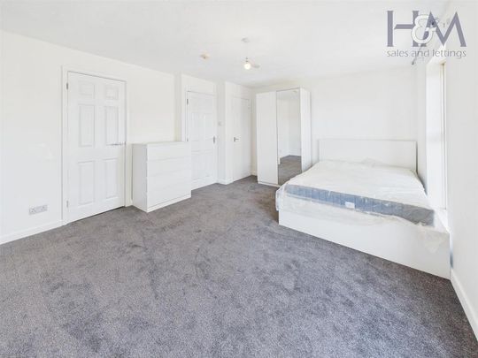 4 bedroom terraced house to rent - Photo 1