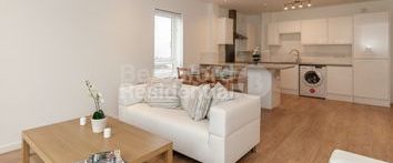 3 Bedrooms Flat to rent in Tulse Hill SE27 | £ 480 - Photo 1