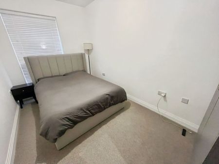 2 bedroom House To Let - Photo 2