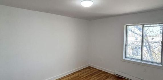 2 CH - 1 SDB - Montréal - $1,500 /mo - Photo 2
